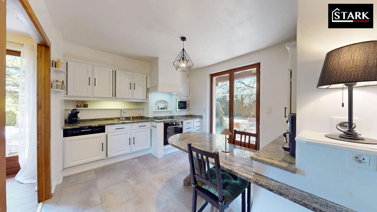 Maison 6 pièces 121 m² à vendre à Dambenois (25600) - photo 2
