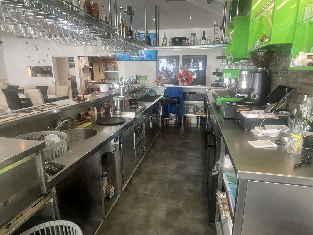 Commerce à MARSEILLE-4E