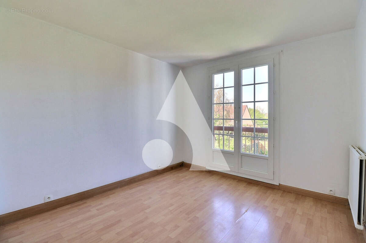 Maison à AUVERS-SUR-OISE