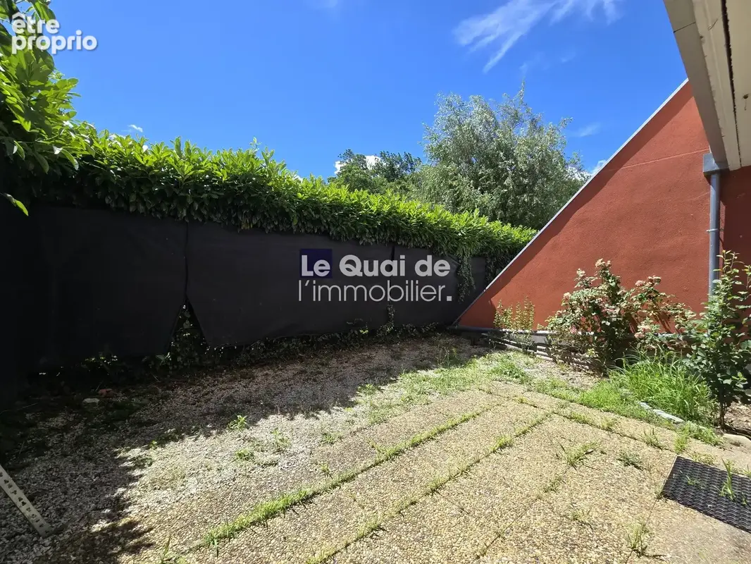Appartement à FONTAINE