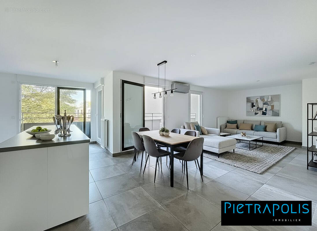 Appartement à CHAMPAGNE-AU-MONT-D&#039;OR