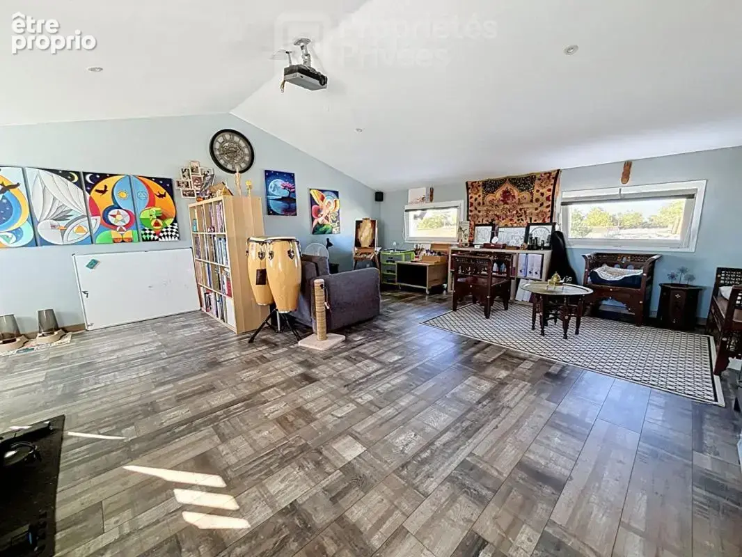 Maison prête à vivre 172 m2 - 5 chambres + bureau indépendant - piscine - garage - photo 17