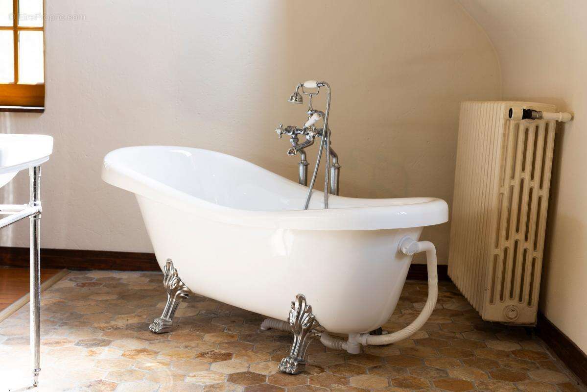 Maison à BUNO-BONNEVAUX