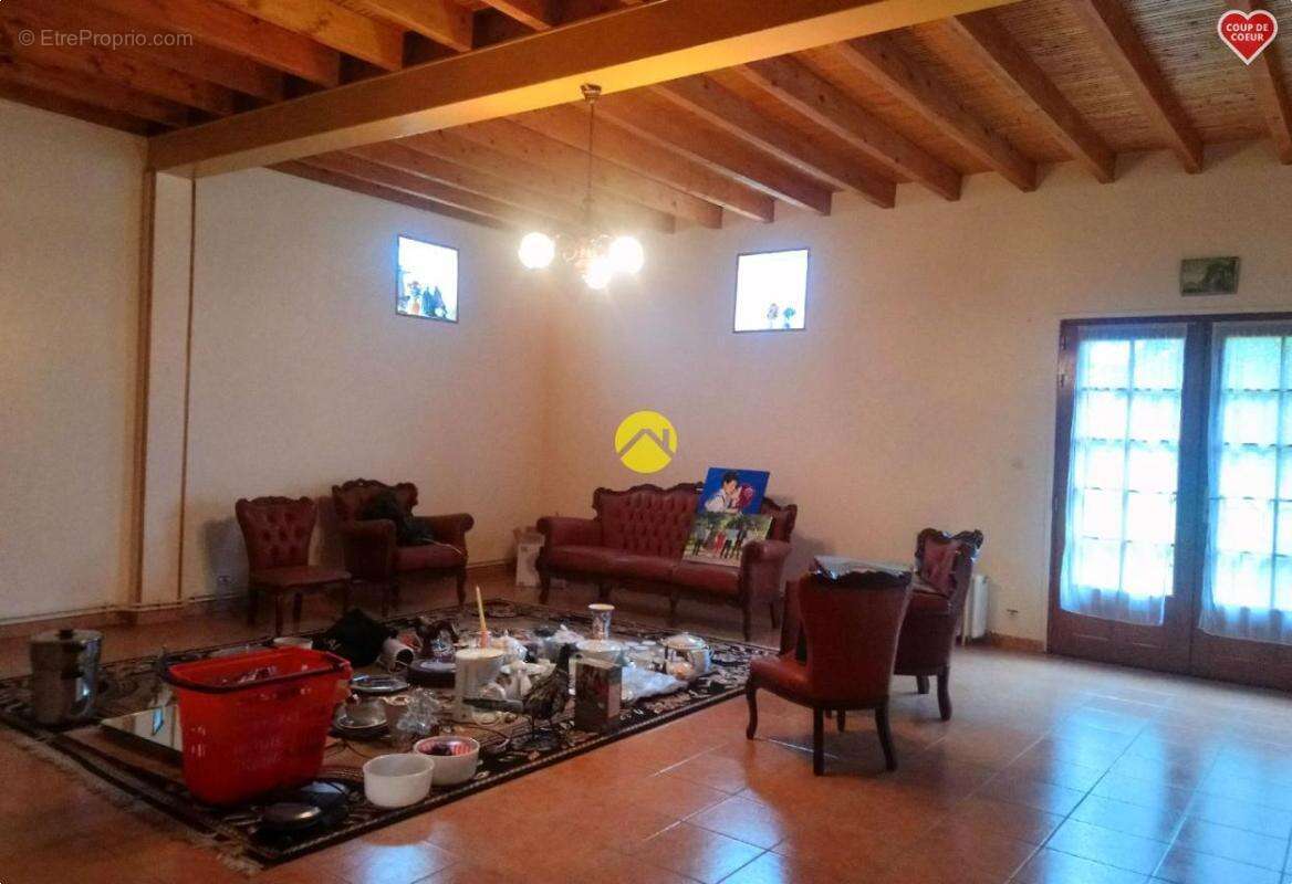 Maison à SAINT-AMAND-MONTROND