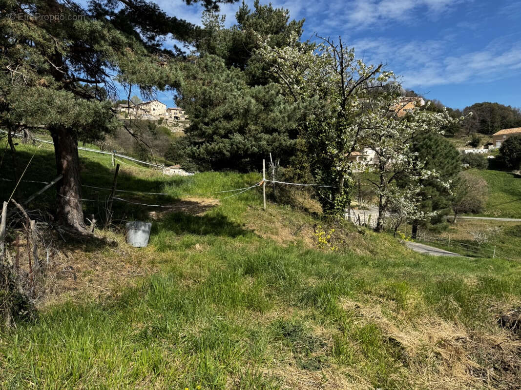 Beau Terrain secteur Prisé avec Vue et Eau - photo 16
