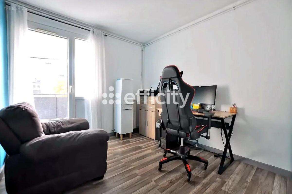 Appartement à FEYZIN