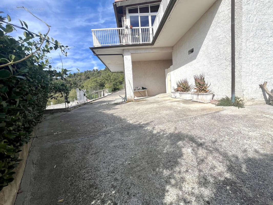 Maison à ROQUEBRUNE-CAP-MARTIN