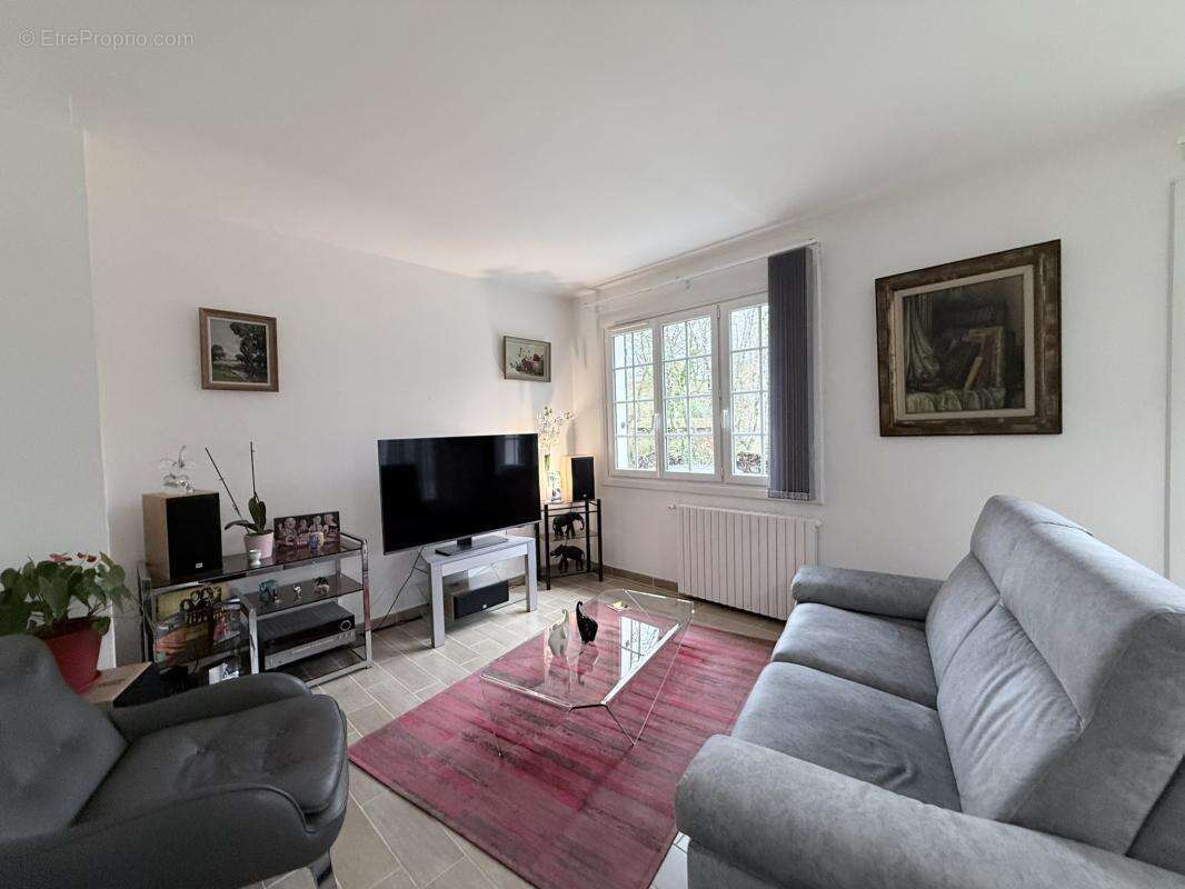 Maison à PLAIMPIED-GIVAUDINS