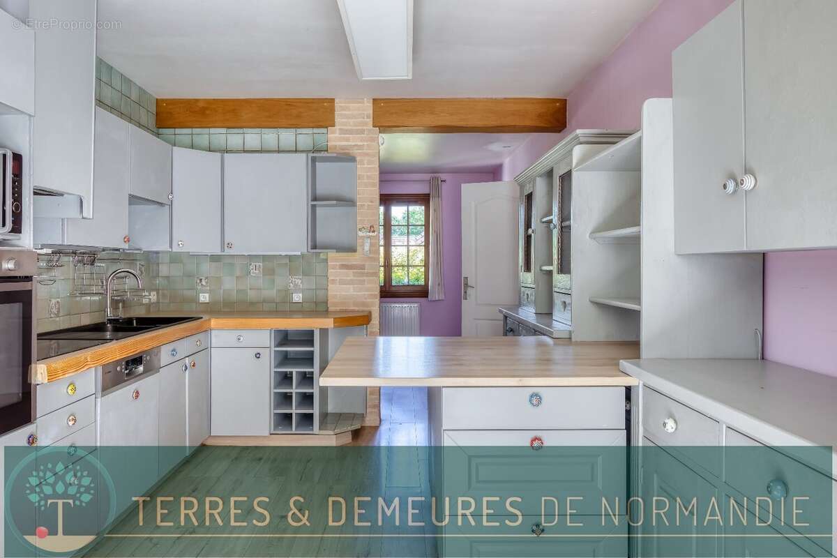 Maison familiale de style normand  218 m², parc arboré, verger et pâture  Proche de Rouen. - photo 4