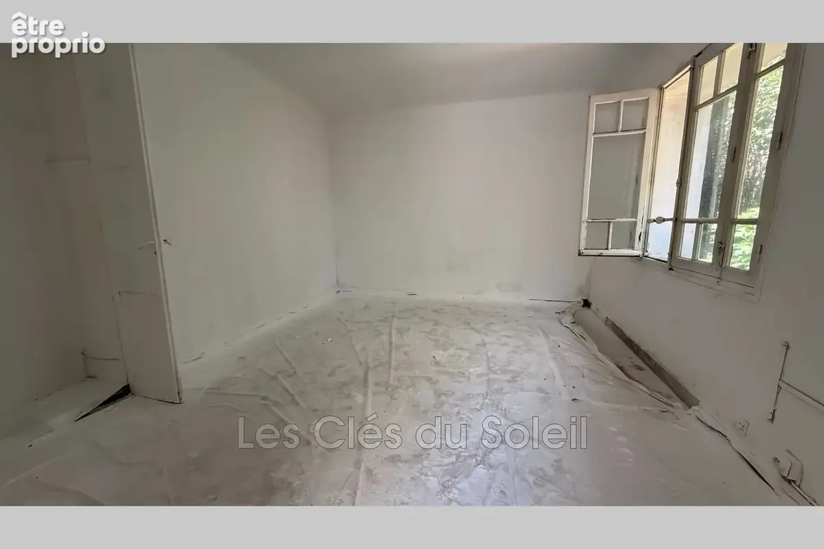 Maison 77 m² à Gareoult  - photo 6