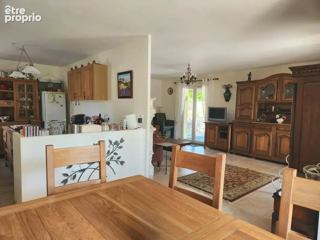 Élégante villa de 4 chambres à Limoux avec piscine et vues sur la campagne - photo 4