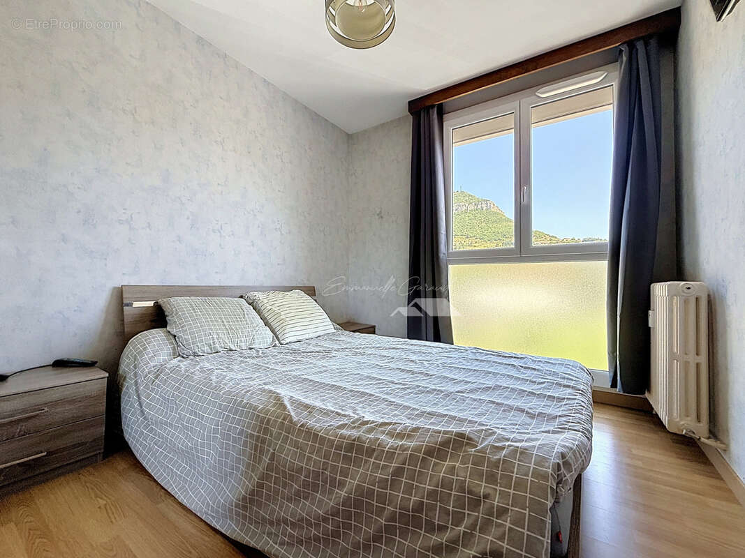 Résidence du Stade // Appartement type 4 // Quatrième étage avec balcon - photo 8