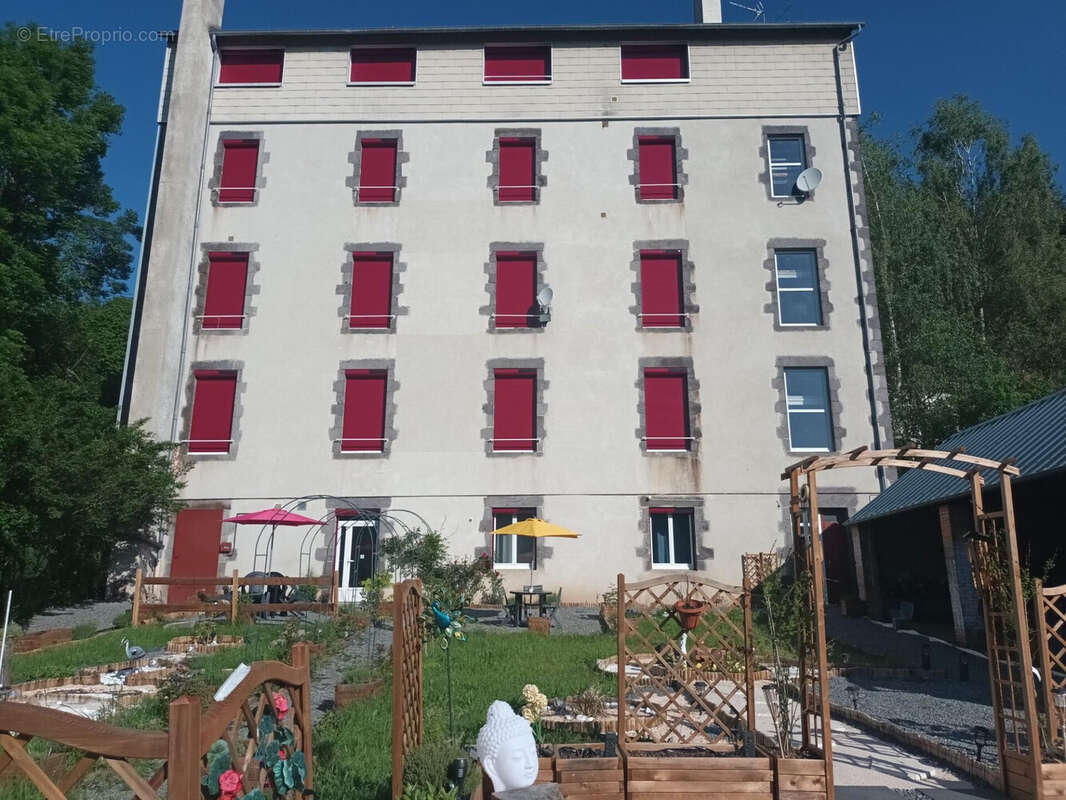 Appartement à PONTAUMUR