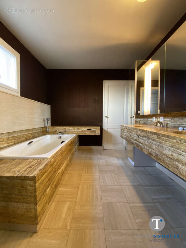 Maison à LESPARRE-MEDOC