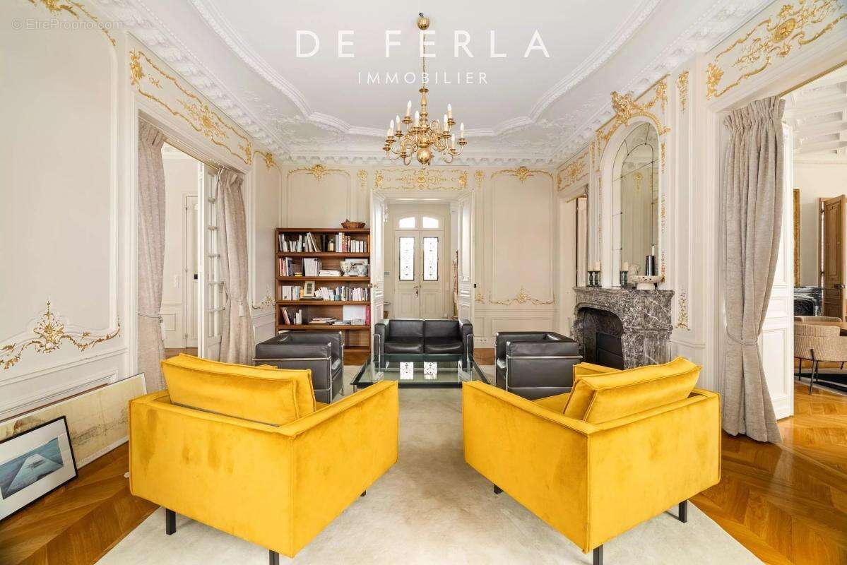 Maison à LE VESINET