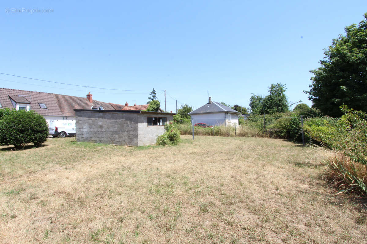 Campagne, maison T4 de 95 m2 avec deux garages et une grange, jardin - photo 13