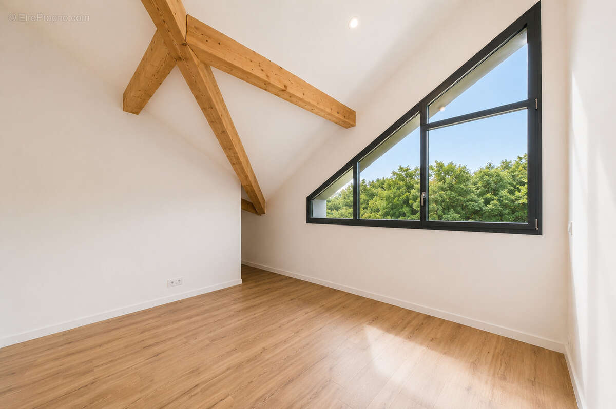 Appartement à NEUVECELLE