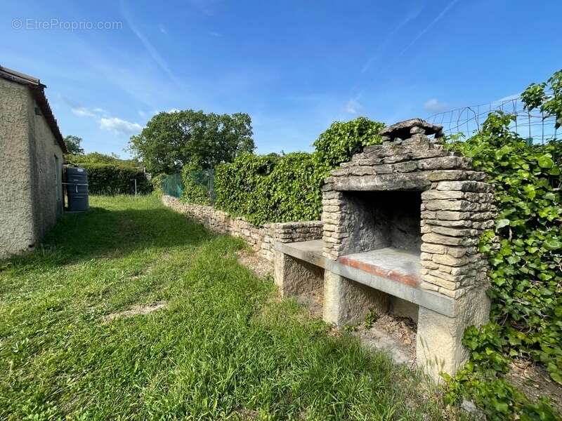 Maison à CABRIERES-D'AVIGNON