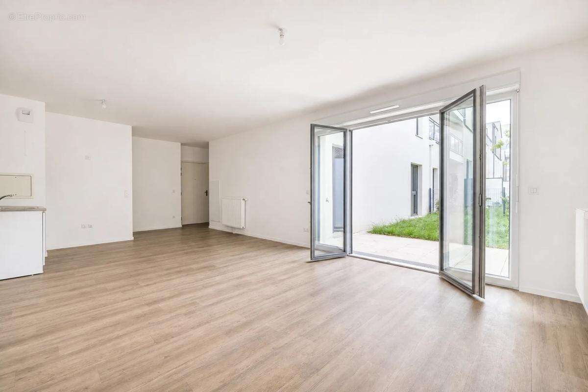 Appartement à MOISSY-CRAMAYEL