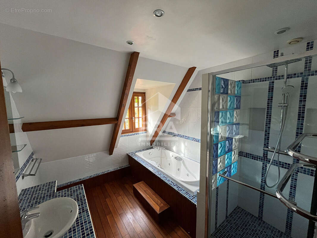 Maison à MONTIGNY