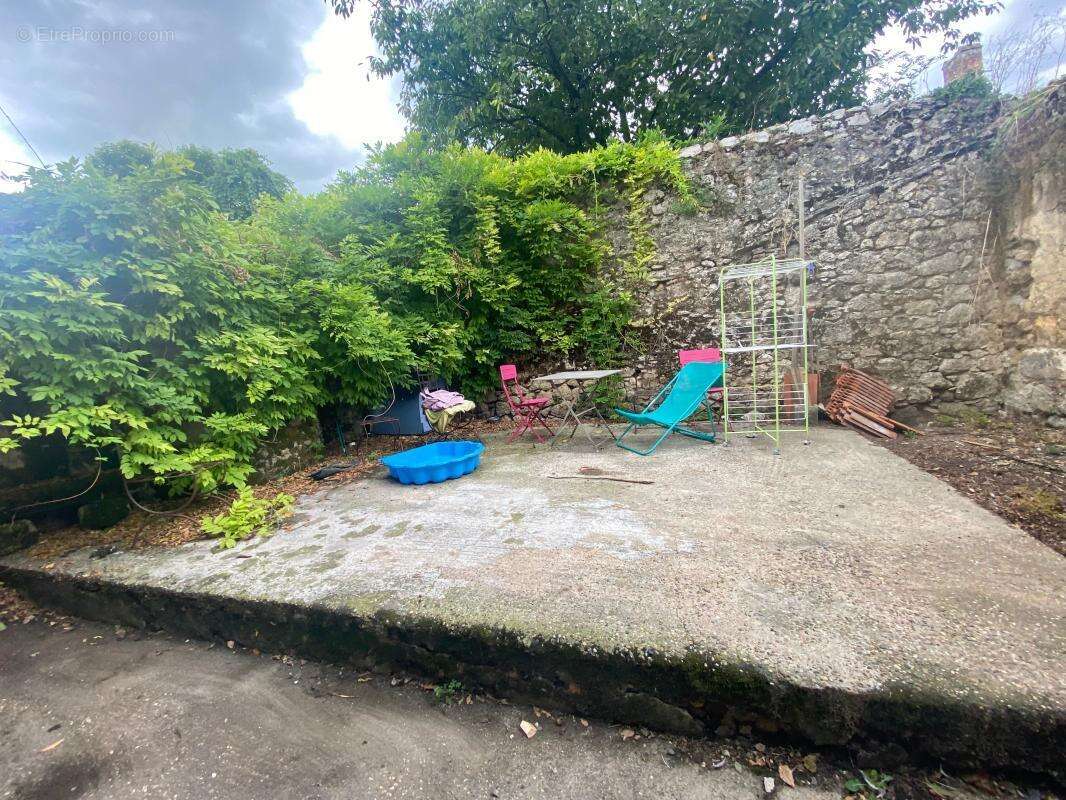 Appartement à PODENSAC