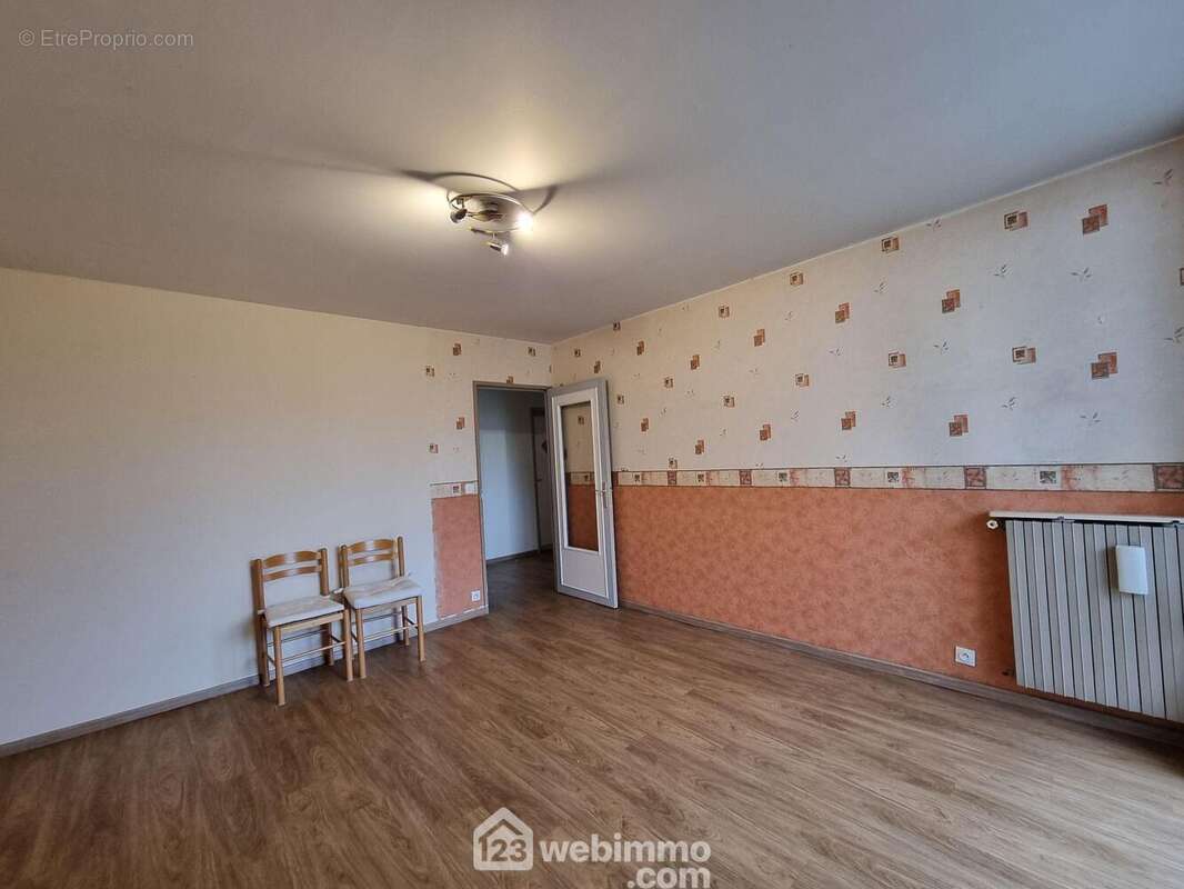 Appartement à THIAIS