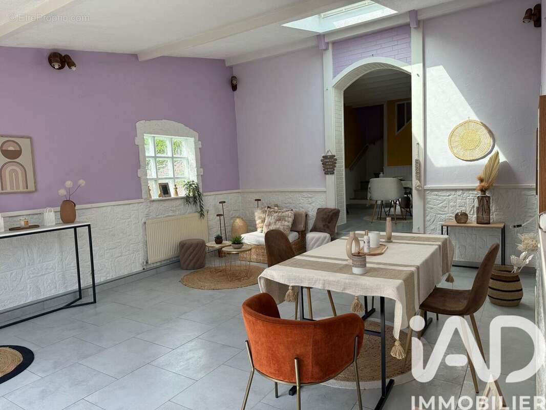 Photo 4 - Maison à MONTIGNY-LES-CORMEILLES