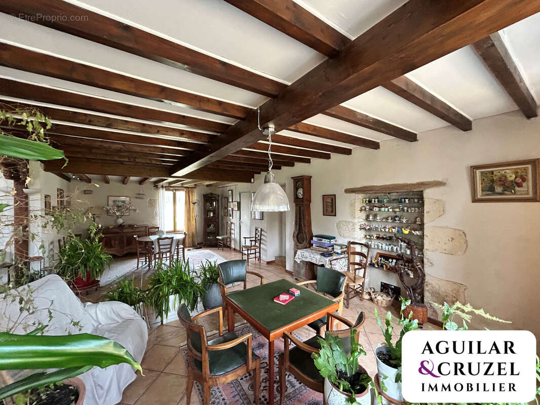 Maison à SAINTE-SOLANGE