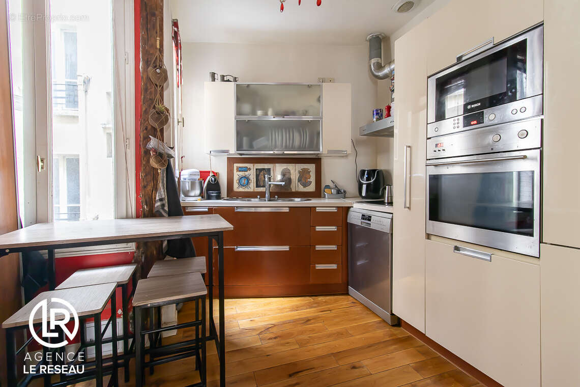Appartement à PARIS-9E