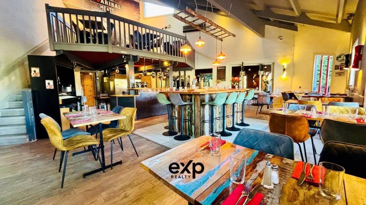 Commerce à VIVIERS-DU-LAC