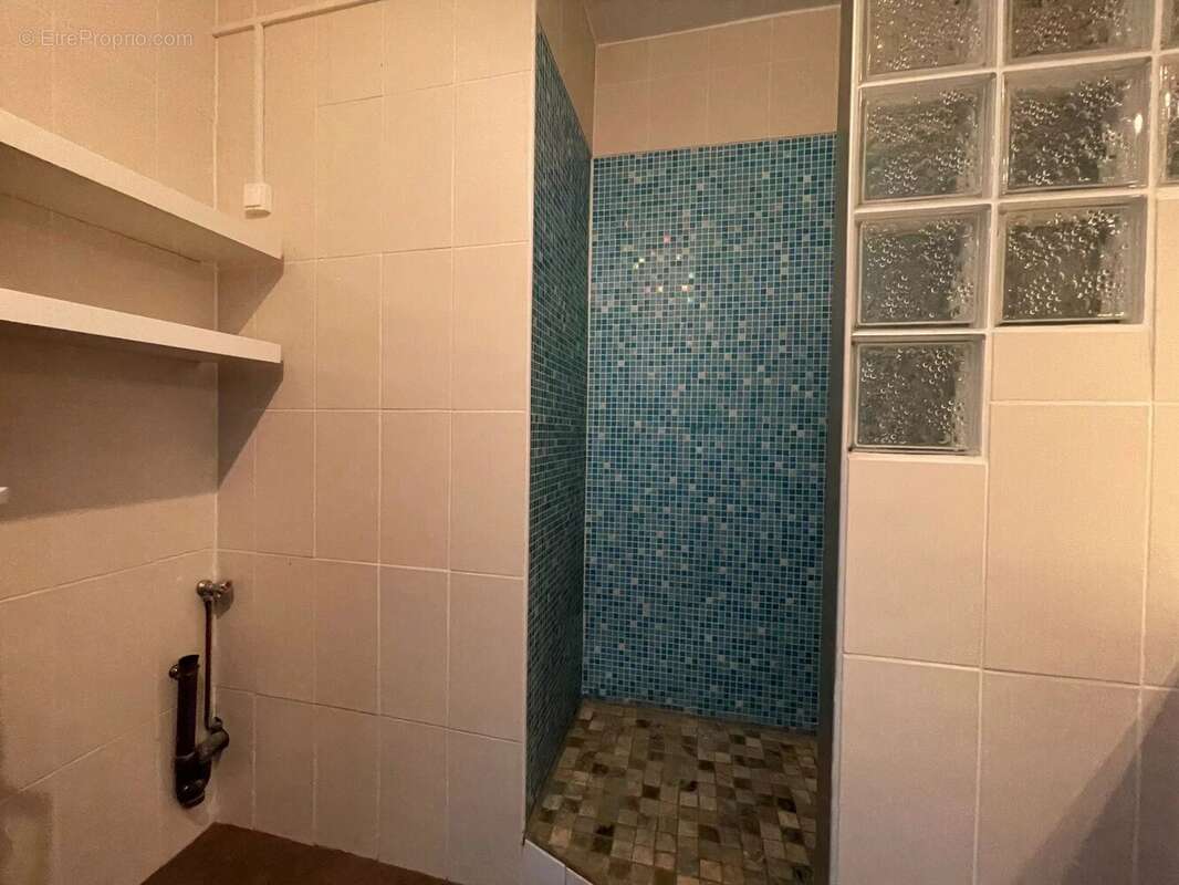 Appartement 62 m² à Saint-Etienne  - photo 6