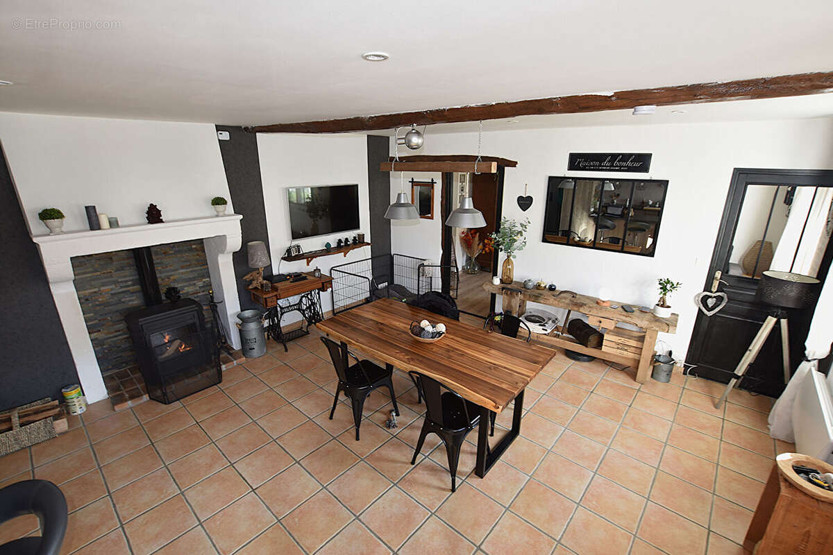 Maison à JALIGNY-SUR-BESBRE