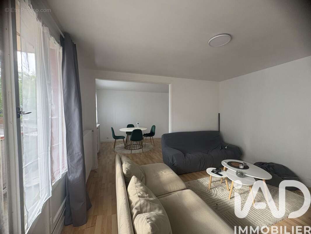 Photo 3 - Appartement à PARON