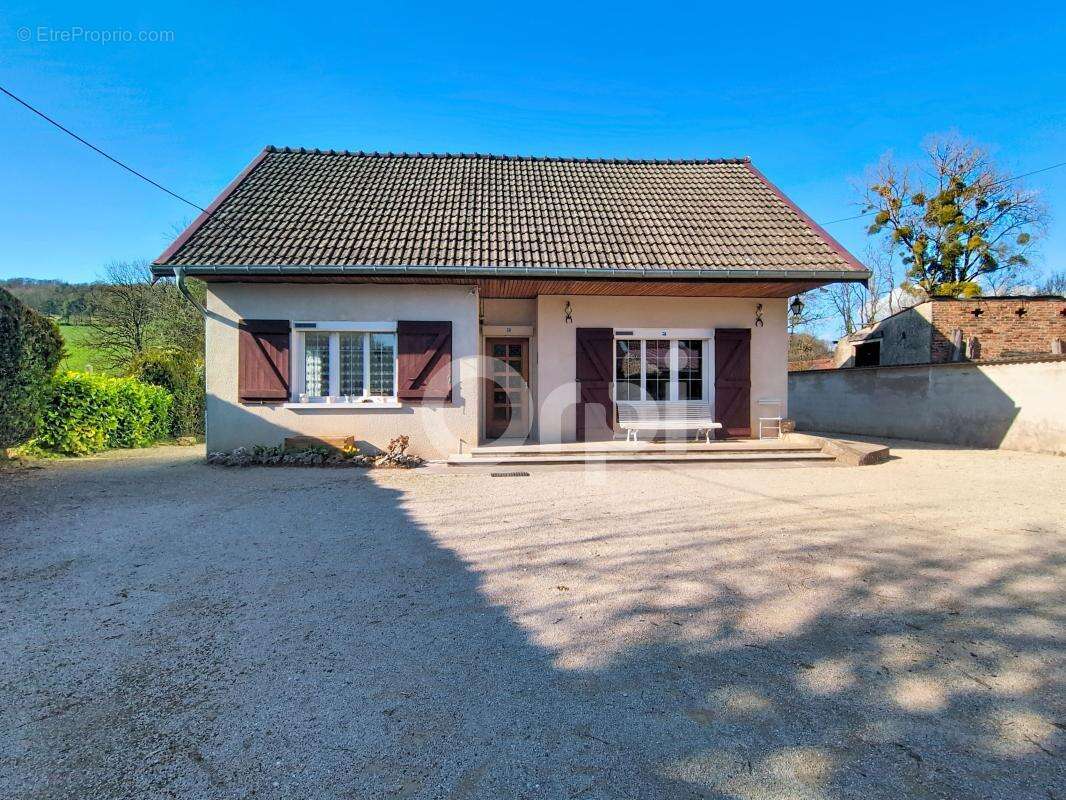 Maison à HUMBERVILLE