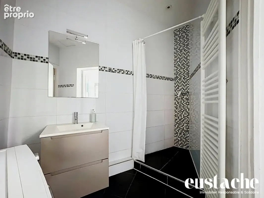 Appartement 4 pièces 63 m² à vendre à Paris-10e (75010) - photo 8
