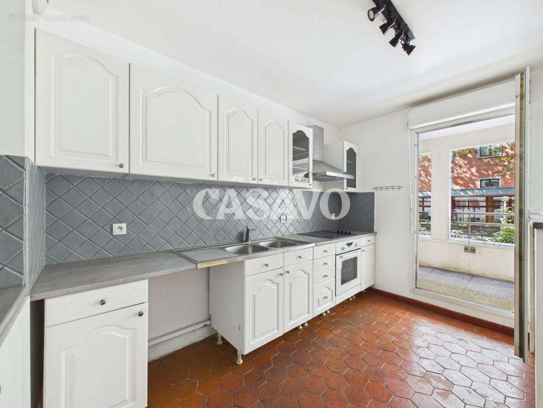 Vente Appartement 3 pièces de 63m² - 94200 Ivry-sur-Seine - photo 7