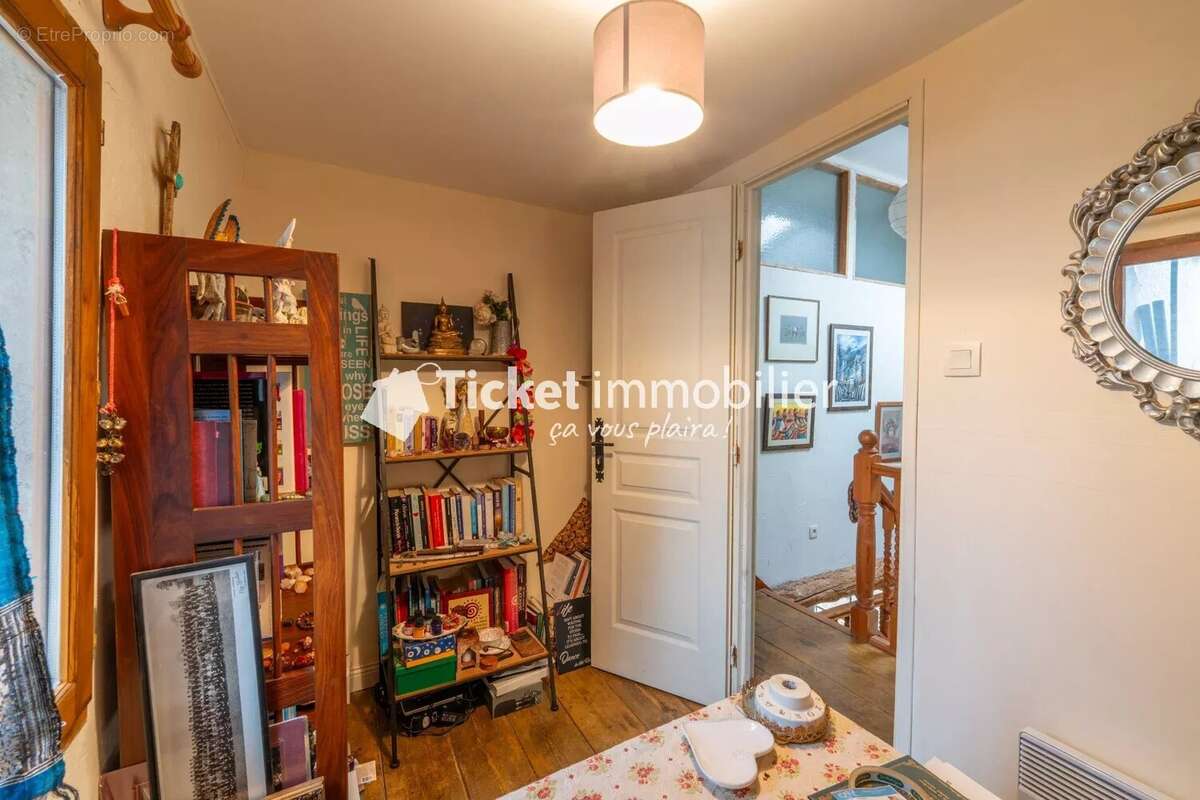 Maison à CUXAC-D&#039;AUDE