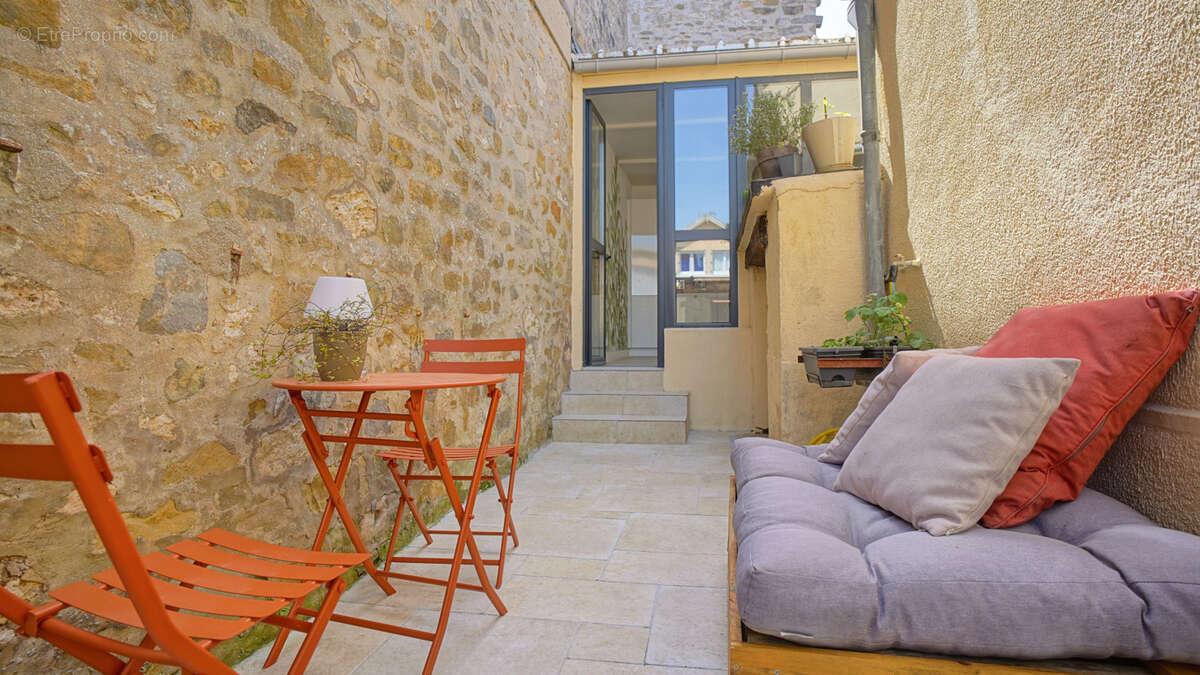 Maison à FONTAINEBLEAU