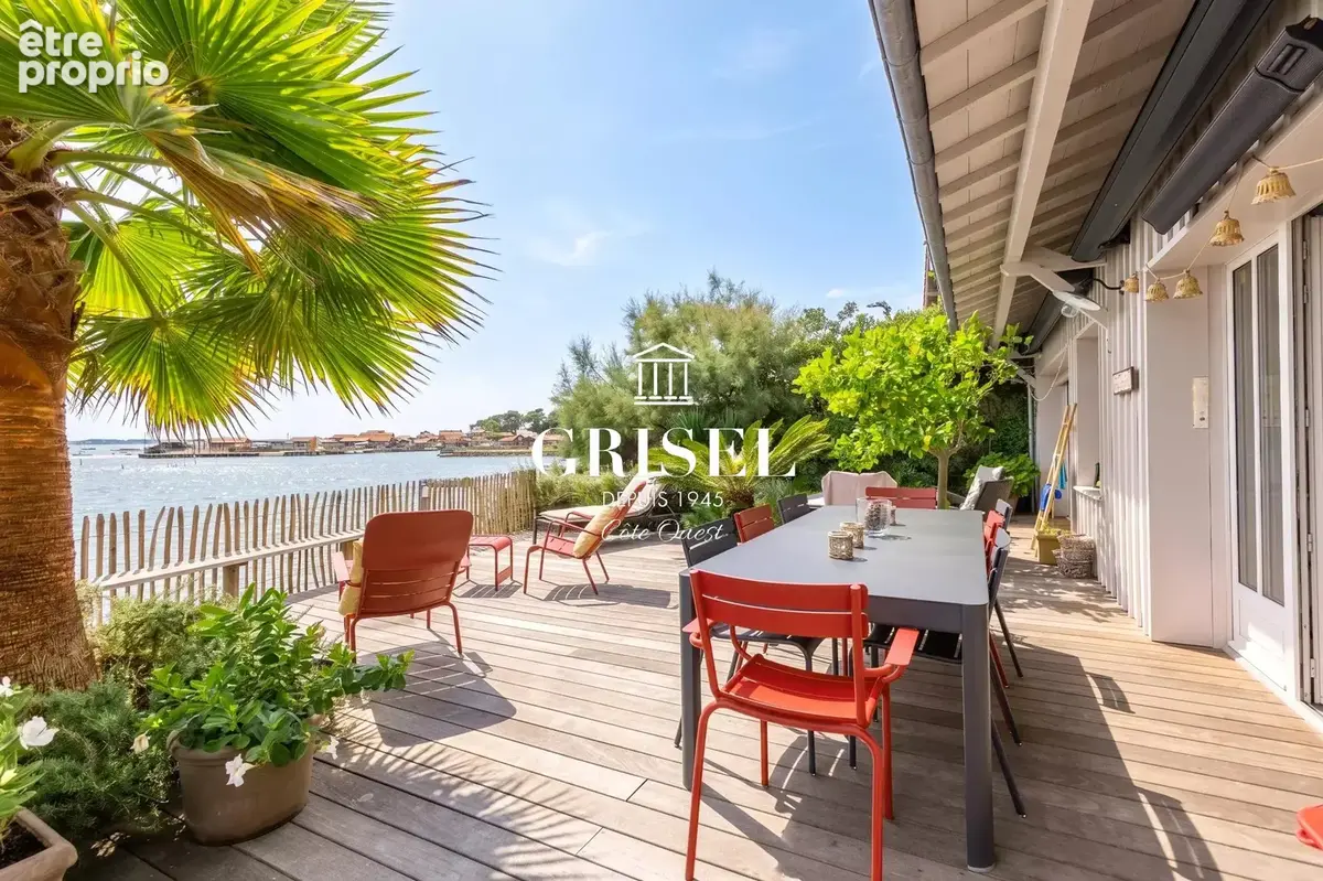 À Vendre  Maison d'Exception avec Vue Panoramique sur le Bassin d'Arcachon - photo 2