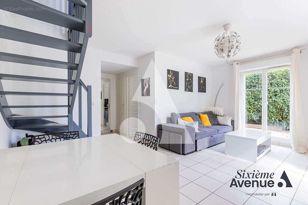 Appartement à LISSES