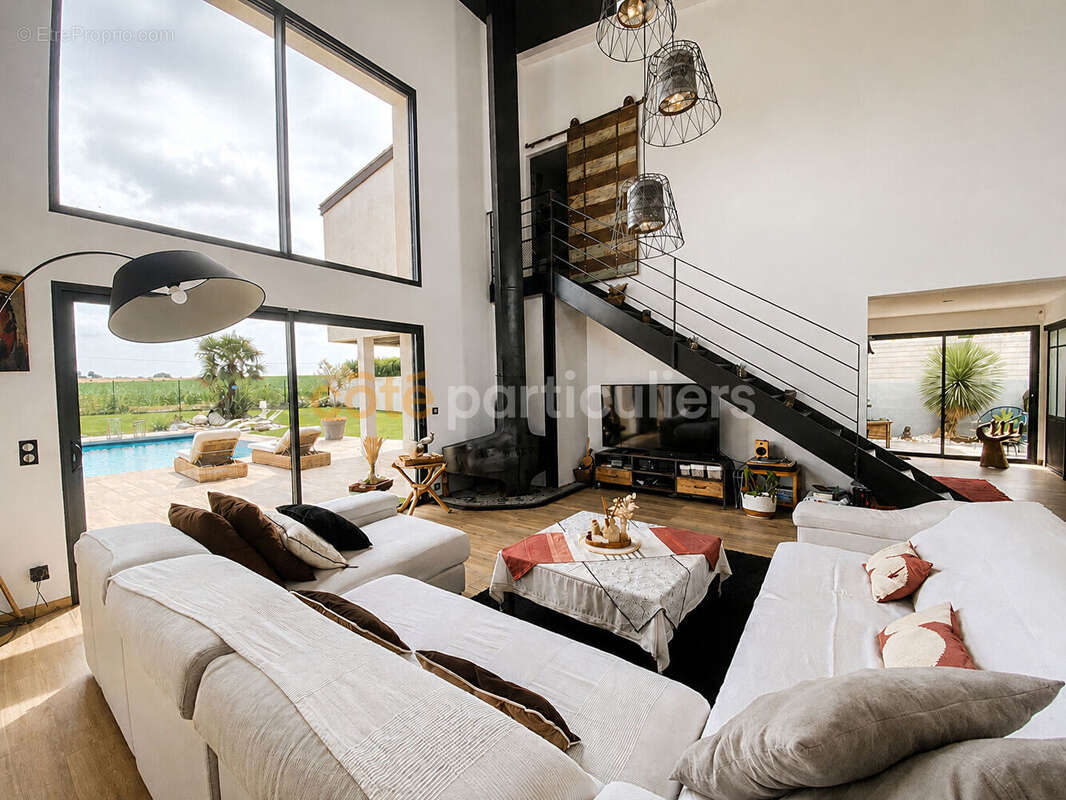 Villa d'exception de 360 m² aux portes de La Rochelle - Saint-Xandre - photo 5
