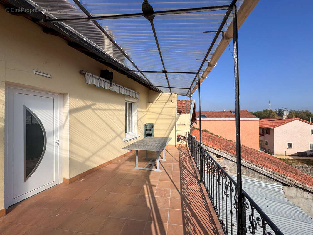 Appartement à CHAVANAY