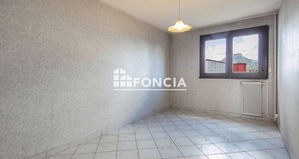 Appartement à ECHIROLLES