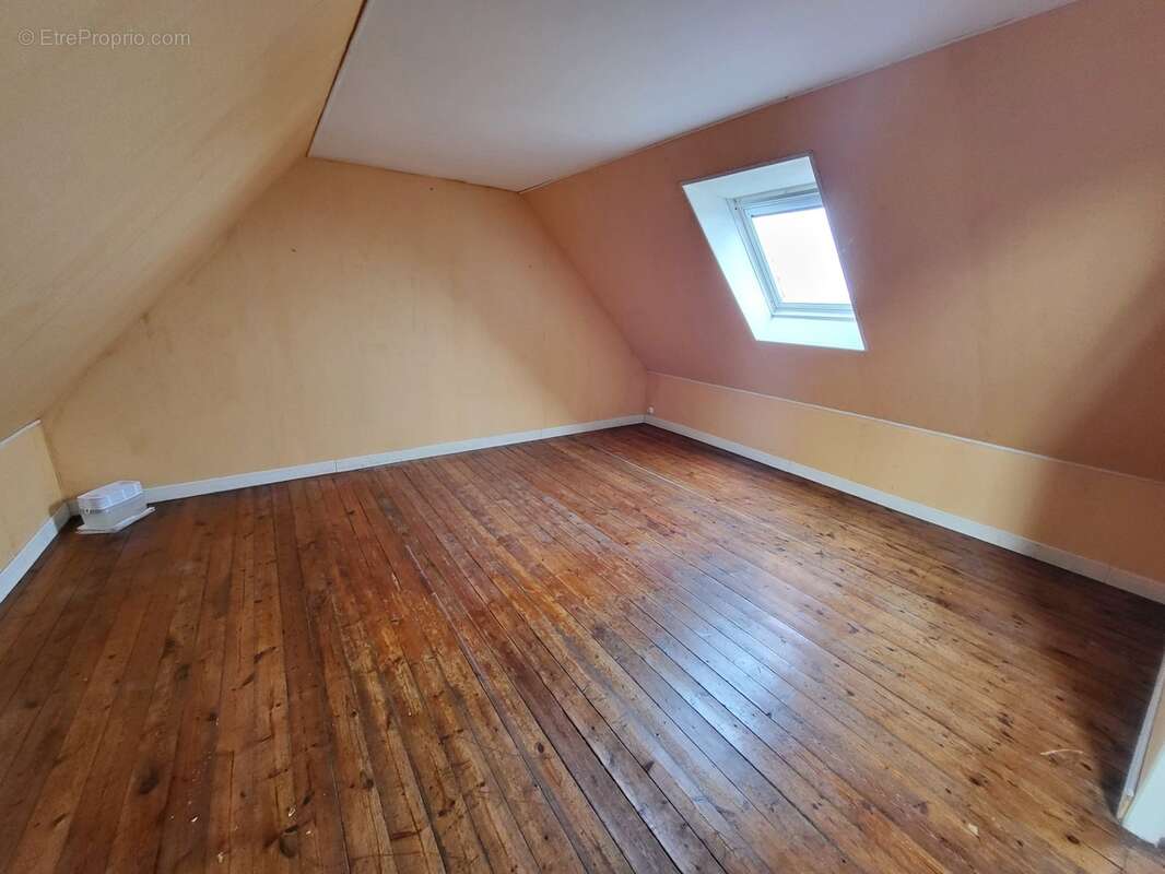 Maison traditionnelle à vendre 6 pièces LANVEOC (29) - photo 19