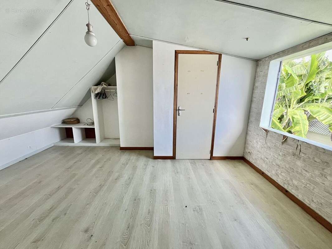 9 logements sur 1 000m² de terrain - 'Éperon - photo 5