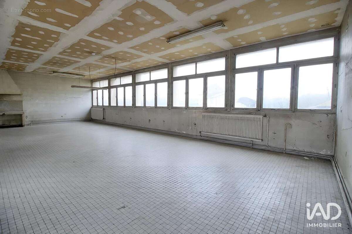 Photo 6 - Commerce à CHATILLON-COLIGNY