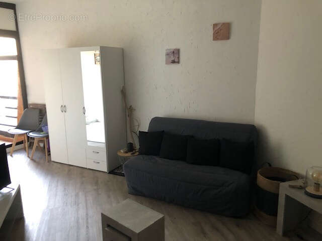 Studio meublé de 30 m2 avec terrasse, piscine et à 100 m de la plage - photo 7