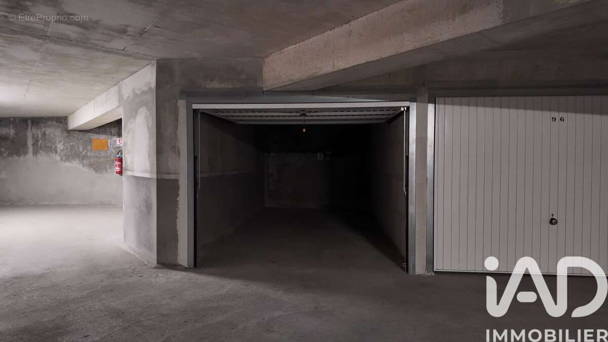 Photo 2 - Parking à MONTPELLIER