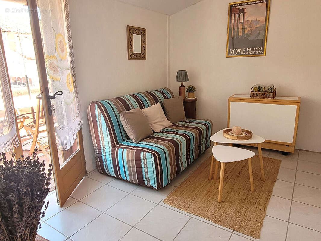 Maison de ville Arles 3 pièce(s) 57,5 m2 - photo 4