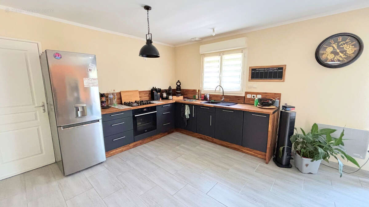 Maison à BRISSAC-QUINCE